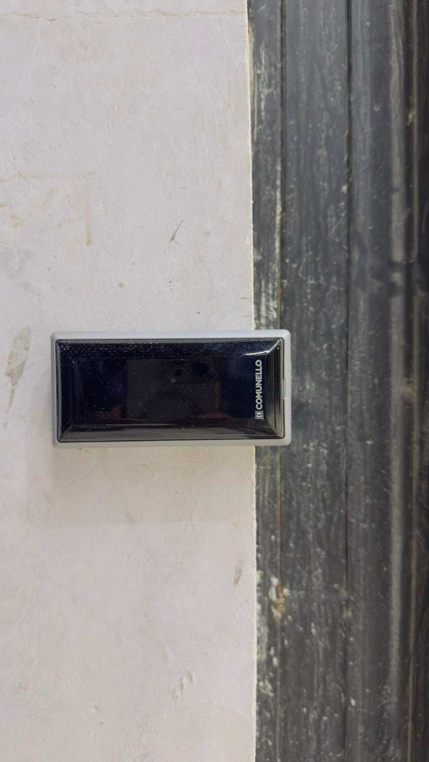 Gate safety photocell, Comunello DART SLIM Gate Safety Photocells, with a slim black sensor in a silver frame.